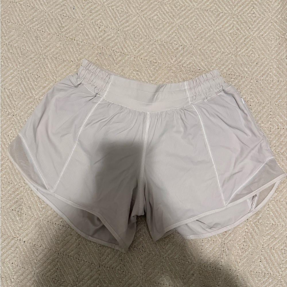 Lululemon Hotty Hot Low Rise Shorts